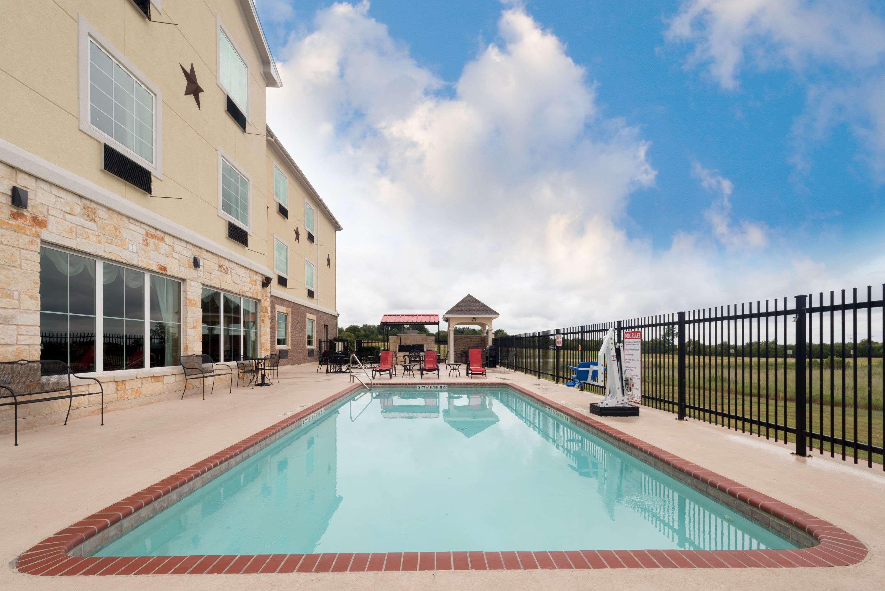 Comfort Inn & Suites Gatesville Near Fort Cavazos المظهر الخارجي الصورة